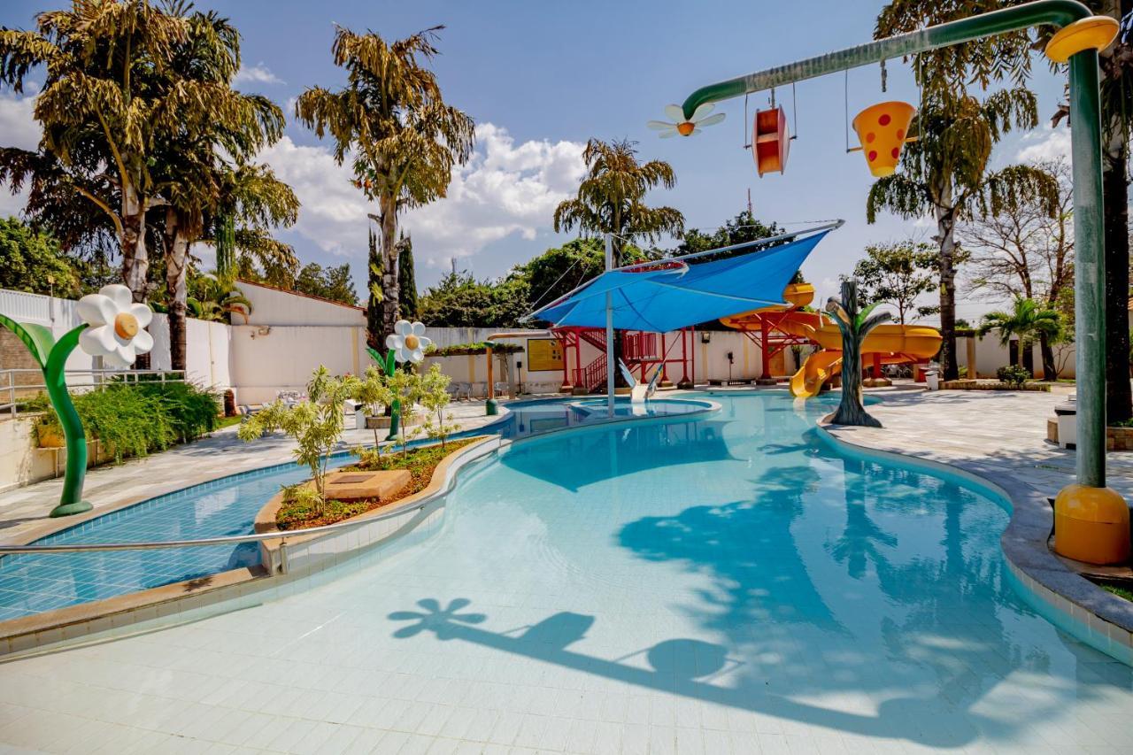 Diroma Resort Com Um Dia No Acqua Park Caldas Novas Exterior photo