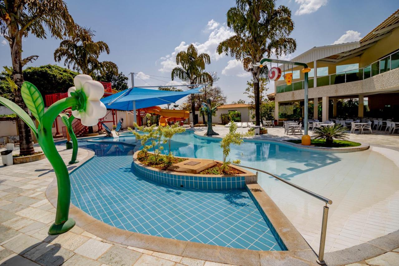 Diroma Resort Com Um Dia No Acqua Park Caldas Novas Exterior photo