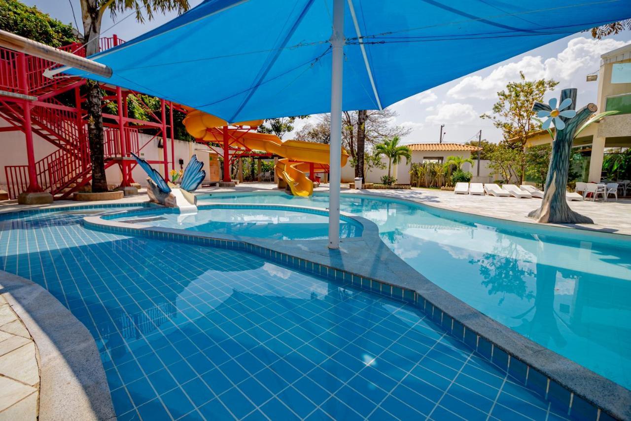 Diroma Resort Com Um Dia No Acqua Park Caldas Novas Exterior photo