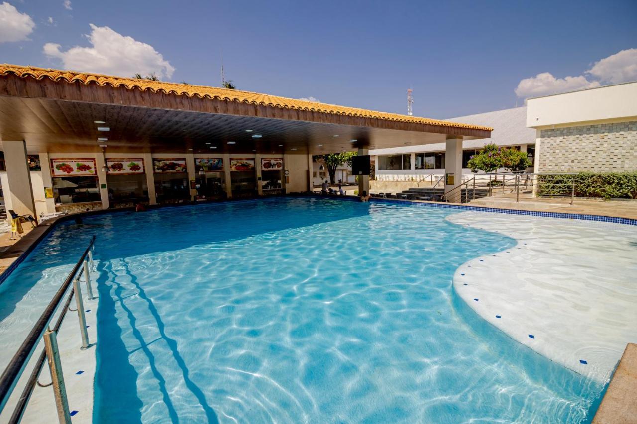 Diroma Resort Com Um Dia No Acqua Park Caldas Novas Exterior photo