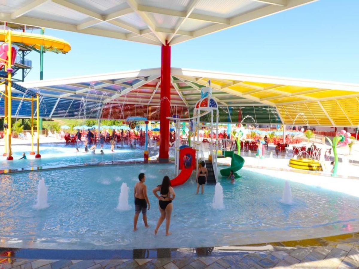Diroma Resort Com Um Dia No Acqua Park Caldas Novas Exterior photo